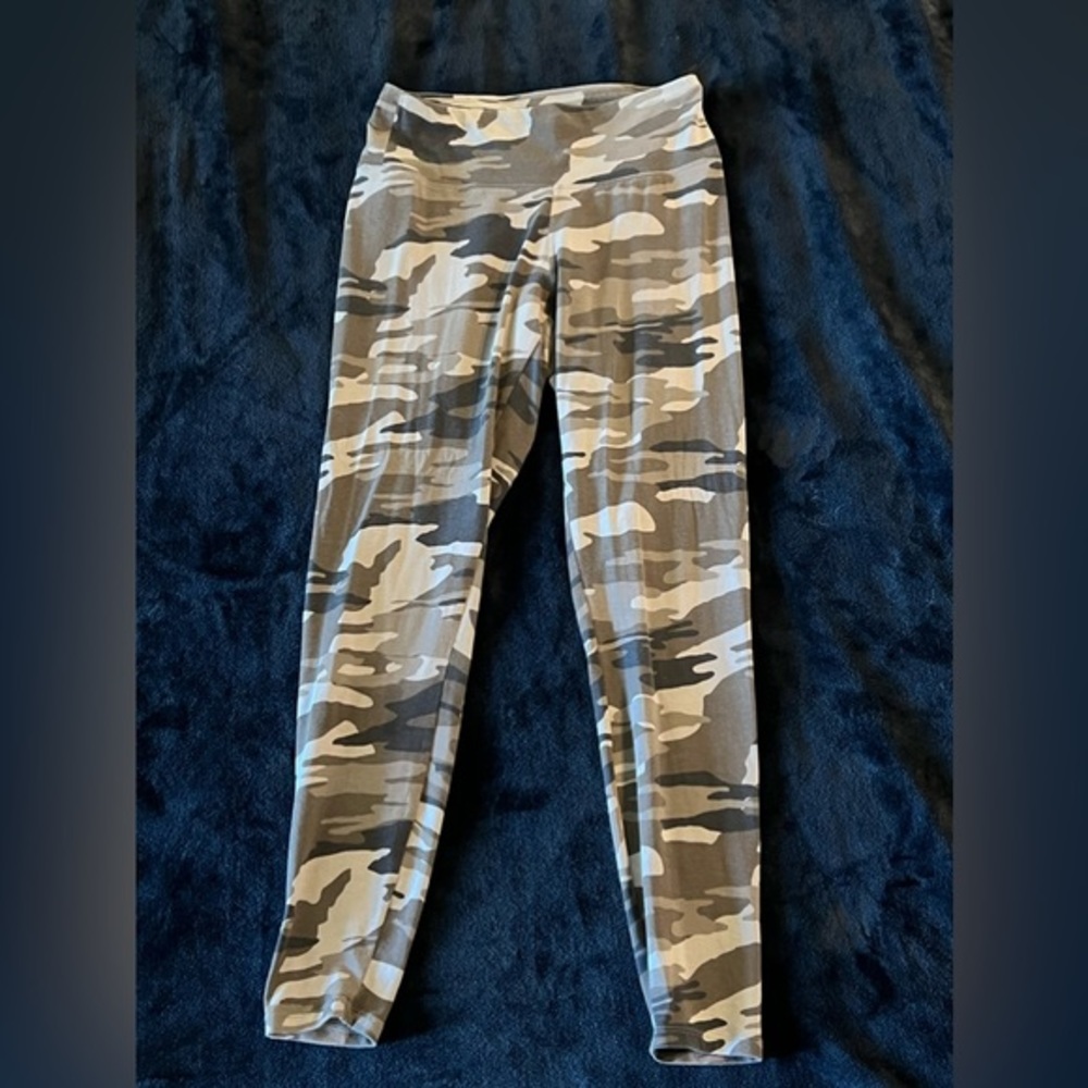 Express Sz S Camo Leggings